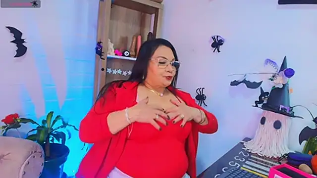 EllenaBoobs_