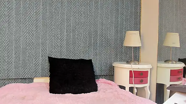 Ninanoir78