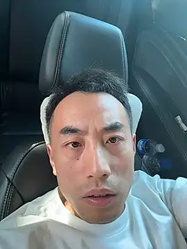 xiaojun0371 live cam on StripChat