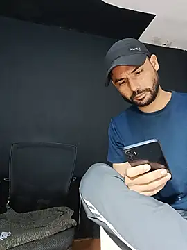 DickMasterfindom live cam on StripChat