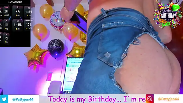 pattyjenkinss live cam on StripChat