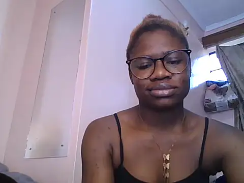 Fel2ndborn live cam on StripChat
