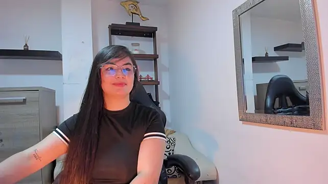 EvaMancini_ live cam on StripChat