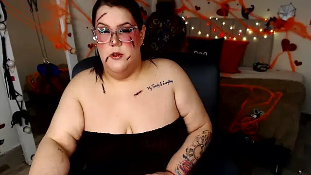 GiannaMorrys live cam on StripChat