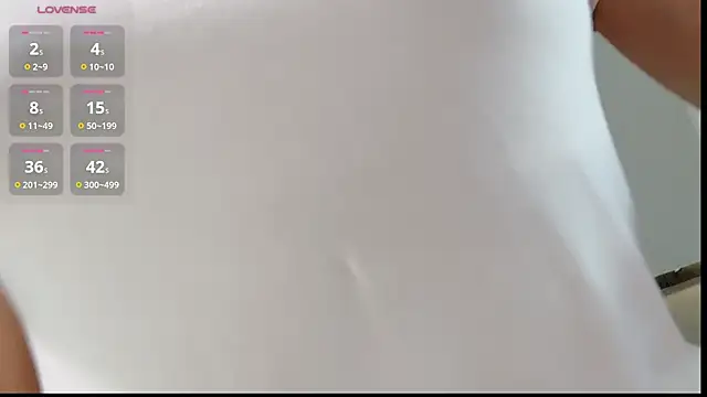 lvy-w live sex cam