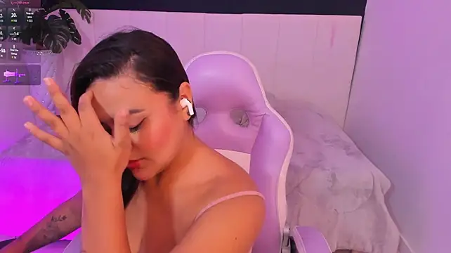 katia_bigboobs1