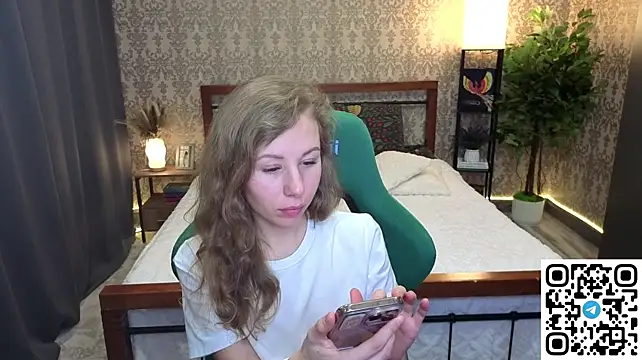 Lill_Ana live cam on StripChat