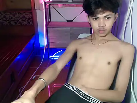 ur_josh06 (M young) - CUM IN PUBLIC OR PVT!!