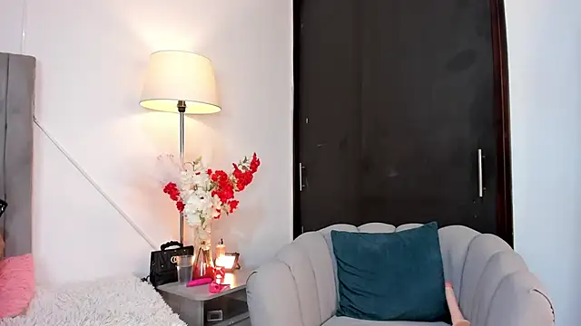 Britney_moon21 webcam