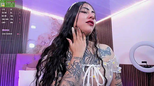 Kiara_tay