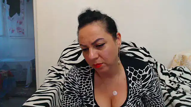 MissElla