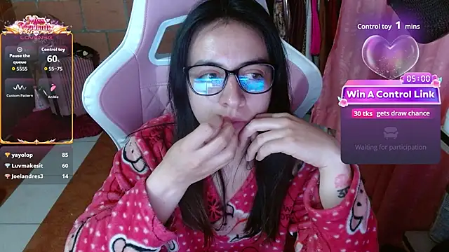 Maggie_Fox3