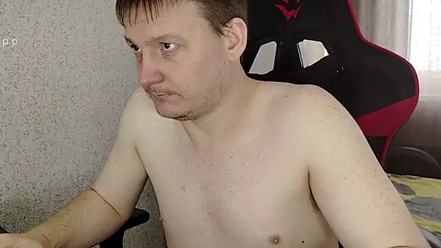MysteriousWanderer live cam on StripChat