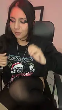 HollyPeachh