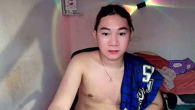 LovelyCum101 live cam on StripChat