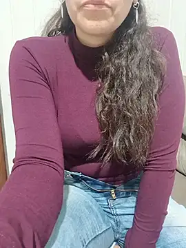 Lupita_sol live cam on StripChat