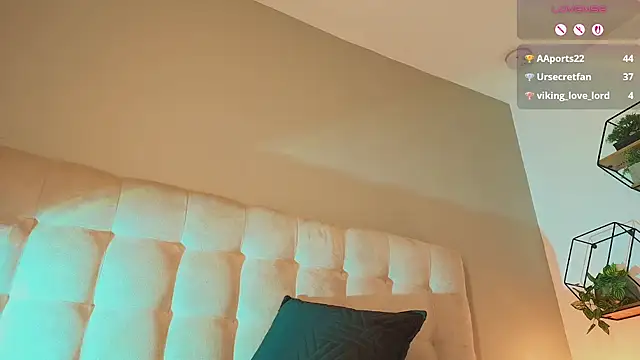scarlethlux