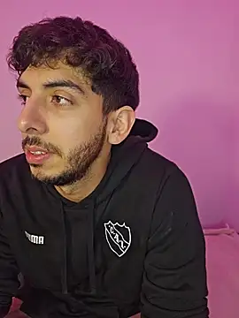 LeoyNicky98