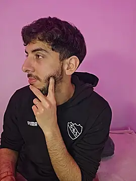 LeoyNicky98