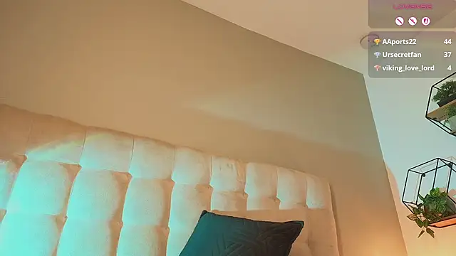 scarlethlux