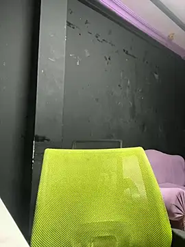 Eva_Feller69
