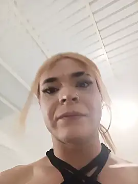 Modèle: ShainaMonroe
