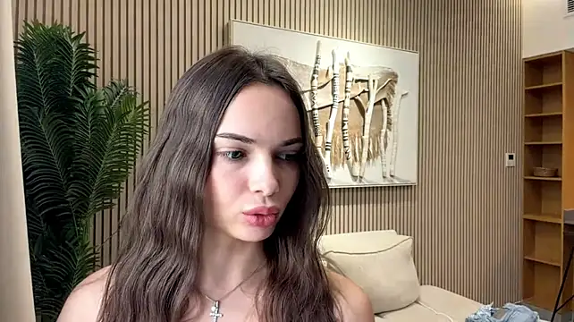 MelanyLoil live sex cam