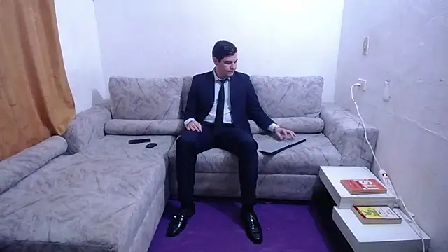 Victor_Maitland live cam on StripChat