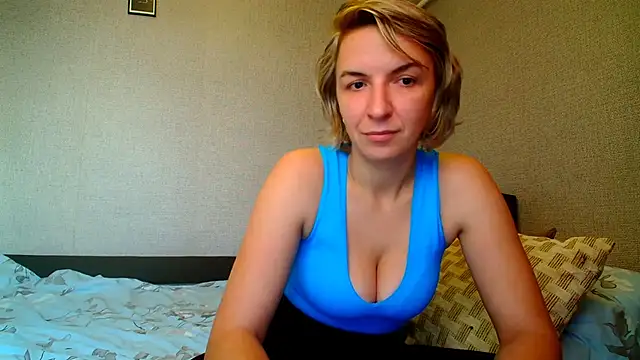 Lana_Foxyy