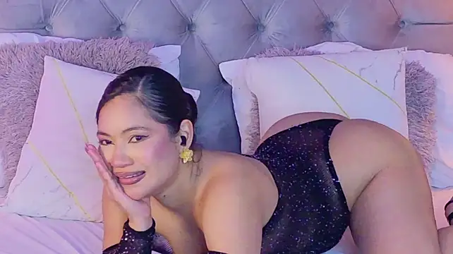 Kendal_Foxx_ live cam on StripChat