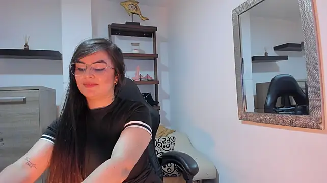 EvaMancini_ live cam on StripChat