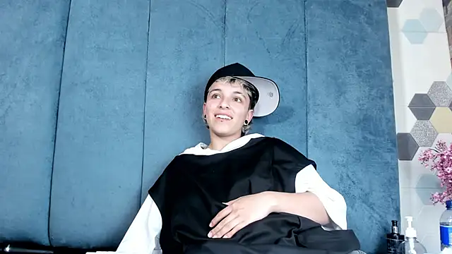Megan_Thompson_ live cam on StripChat