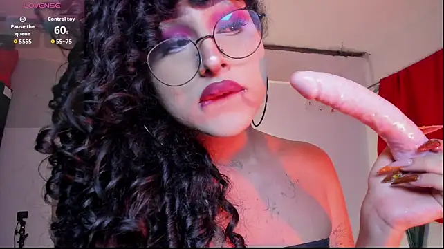 Heka_Prudence live cam on StripChat