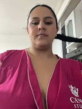 katleya_lewiis