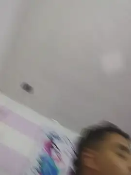 ethan_zone live cam on StripChat