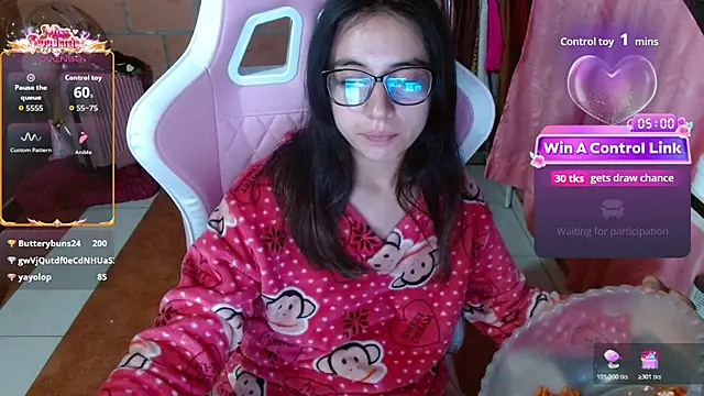 Maggie_Fox3 live cam on StripChat