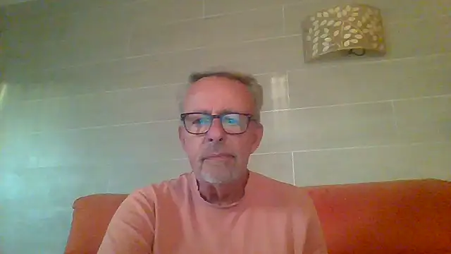 tuggy59 live cam on StripChat
