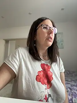 b_bonya_m (F milf) - ass