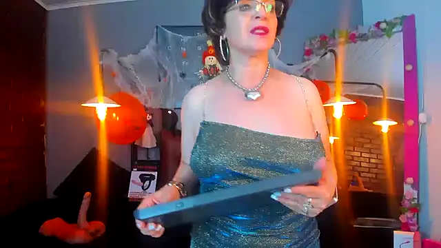 Samantha_mature56