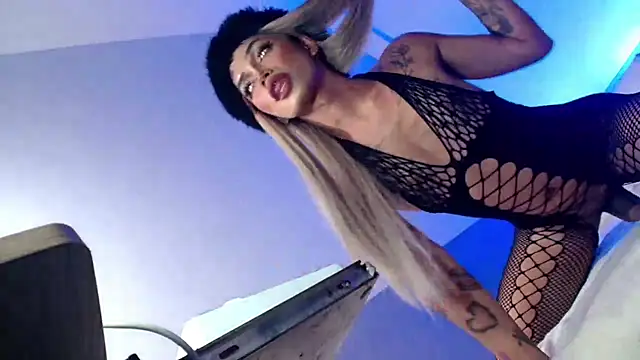 hugecockbabe