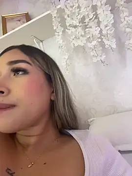 SophieRinaldi live sex cam