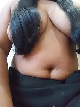 Umma-2 live cam on StripChat
