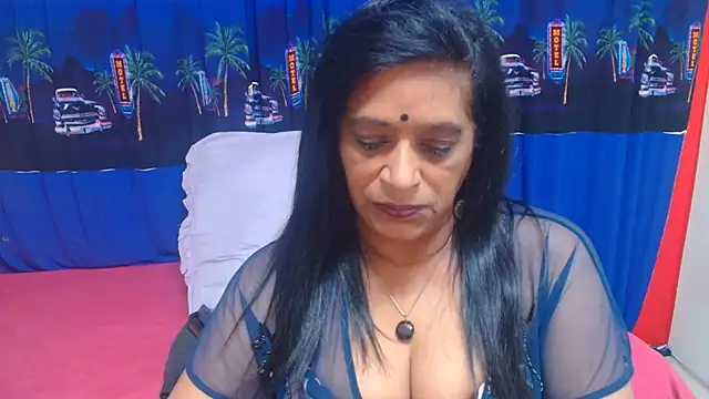 INDIANFUSION live cam on StripChat