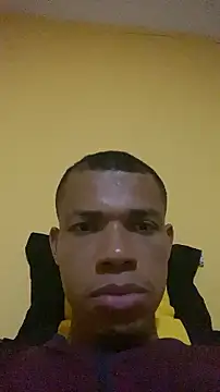 ItsEzequielXxx_777 webcam