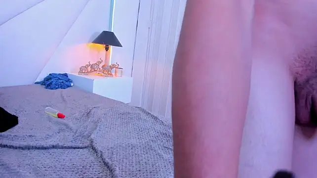 cielo_damian (Ask my age) - fuck pussy very deep