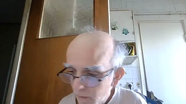 mariusica1@xh webcam