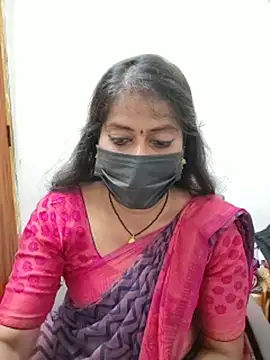 tamil_Sigappu_Roja