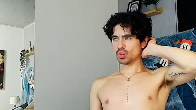 Ethan_Briggs_ live cam on StripChat