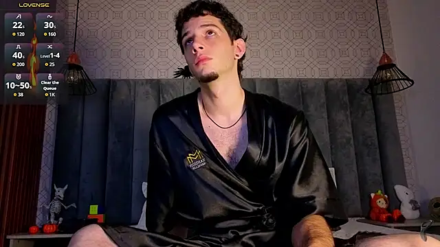 Isaac Blaze（isaacblaze_）