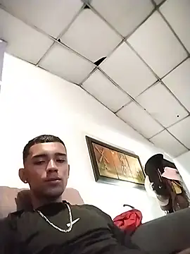 matthewfoxxx live cam on StripChat
